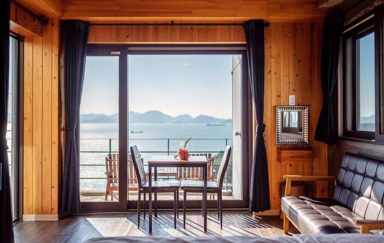 Namhae Whale'S Dream Villa Exterior photo